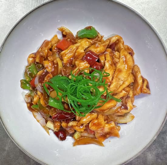Kung Pao（Spicy） Chicken 宫保鸡